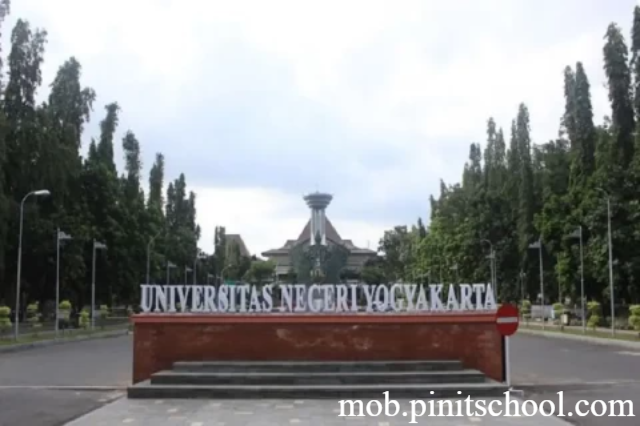 Daftar 6 PTN yang Buka Jalur Mandiri dan Bebas Uang Pangkal